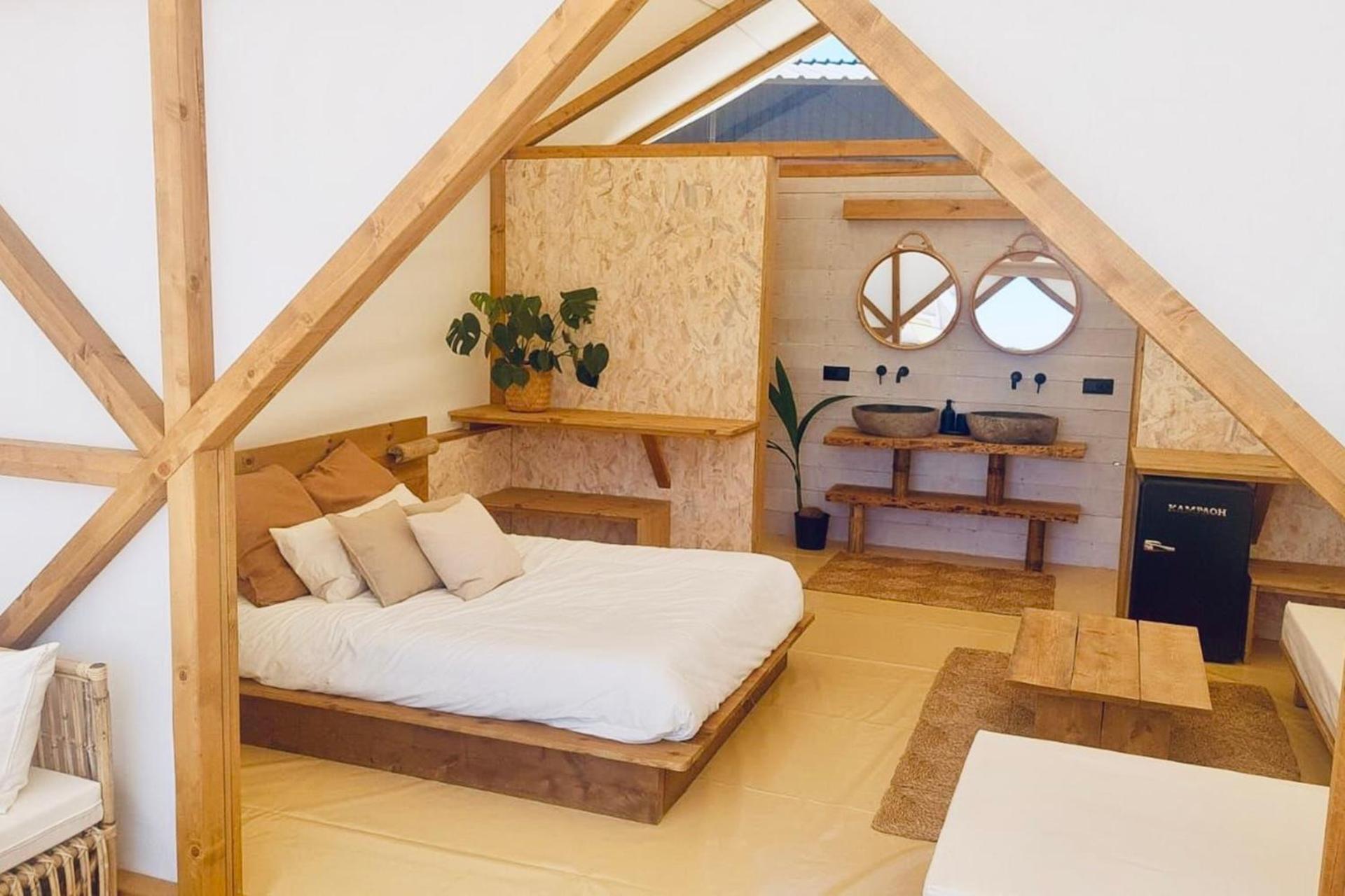 Kampaoh Kikopark Playa Glamping *