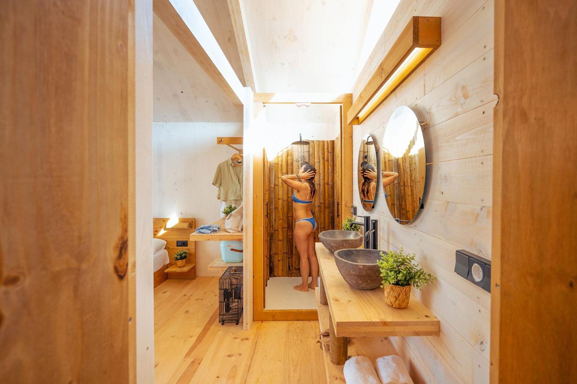 Glamping Kampaoh Kikopark Playa Oliva